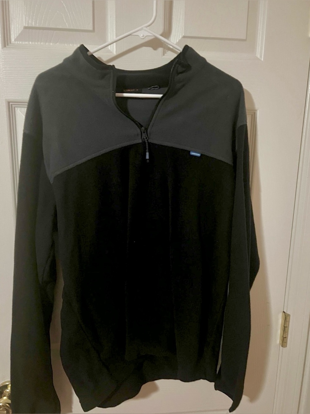 Hawke & Co Two-Tone Quarter-Zip Sweater - Black & Dark Gray